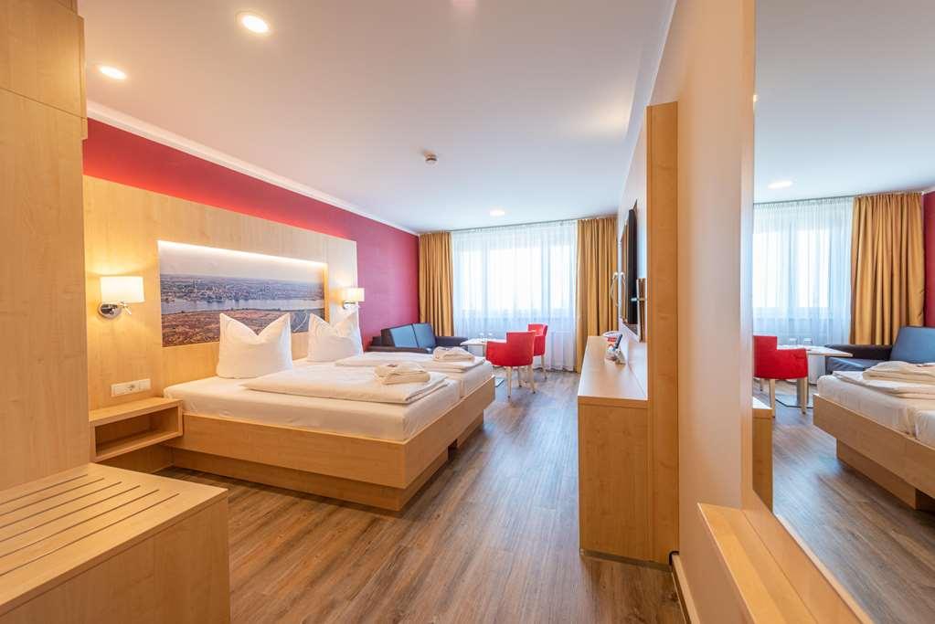 Das Hotel An Der Stadthalle - Rostock Hbf (Adults Only) Δωμάτιο φωτογραφία